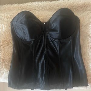 Strapless corset bra